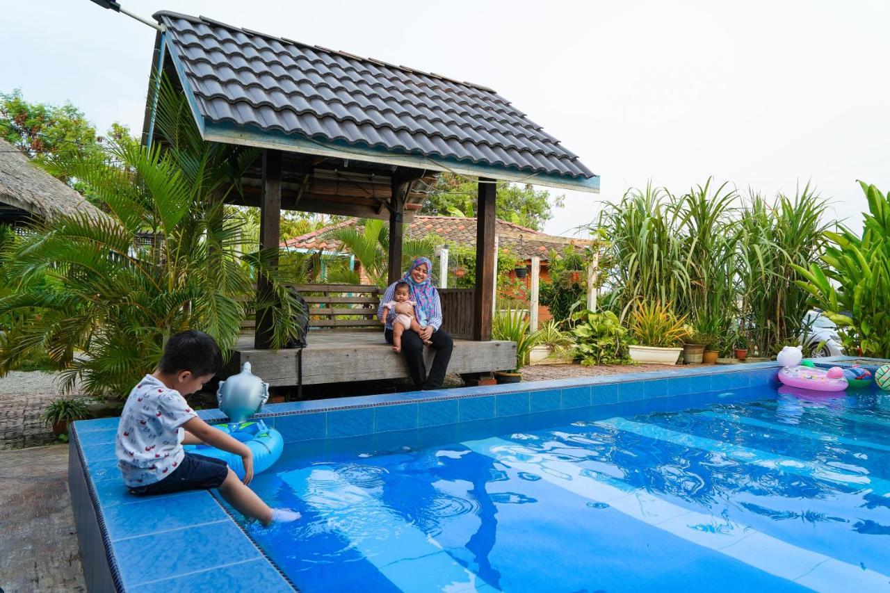 Dangau Sala D'Kontena Alor Setar Exterior photo
